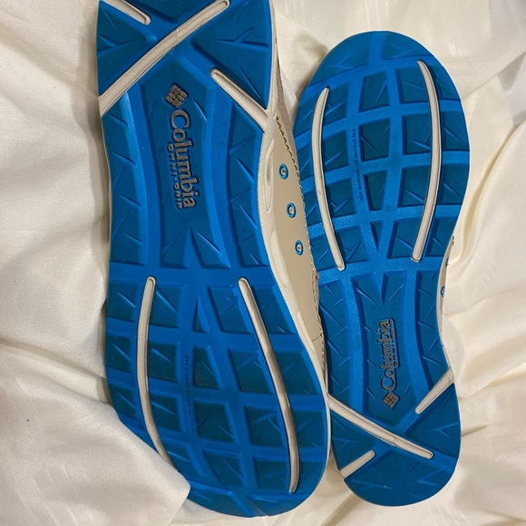 Columbia PFG Shoes - Picture 3 of 4